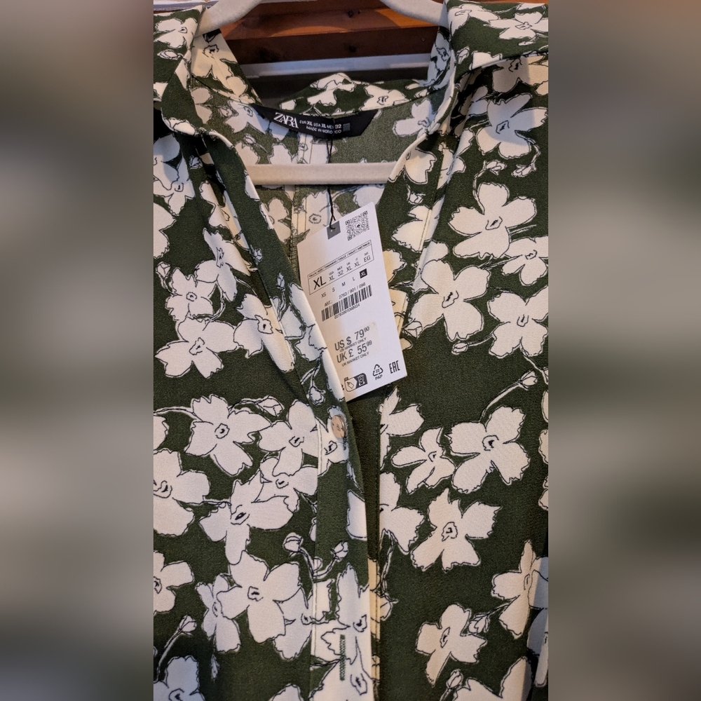 Zara Floral Green Dress - Picture 2 of 3